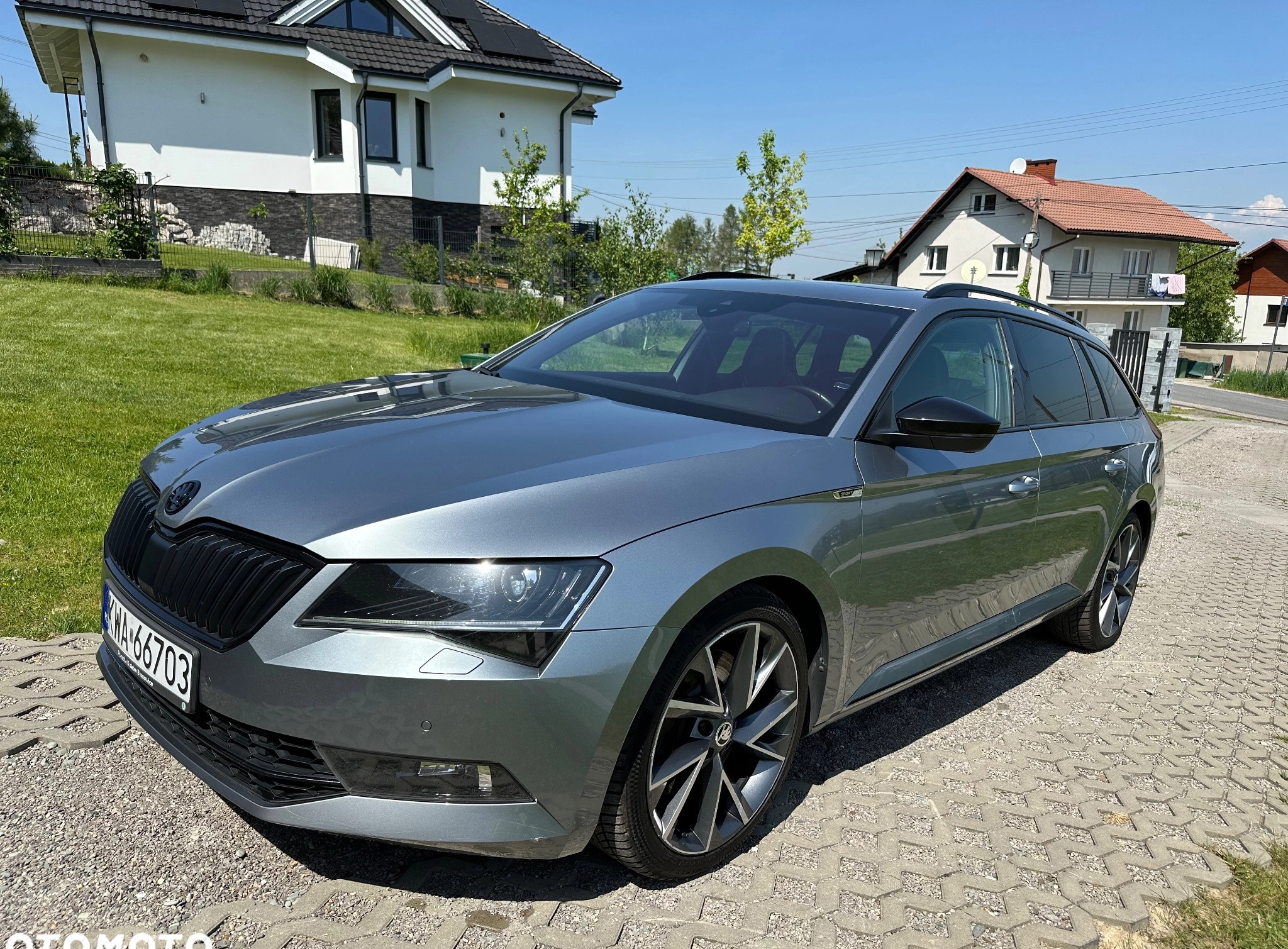 Skoda Superb cena 109400 przebieg: 119600, rok produkcji 2017 z Andrychów małe 781